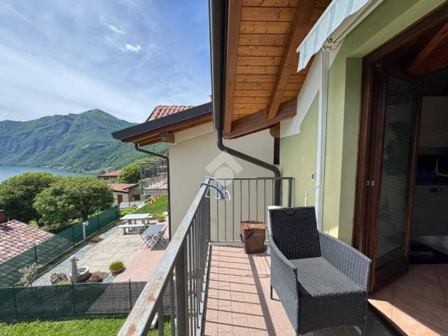 Appartamento in affitto a Riva di Solto BG