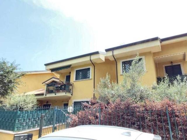 Appartamento in affitto a Rocca di Papa via delle Barozze, non arredato/vuoto, arredato, box TrovaCasa