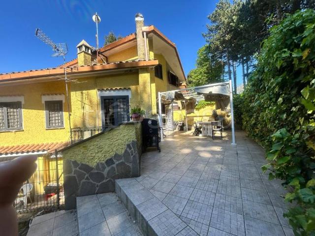 Appartamento in affitto a Rocca Priora via Mediana, arredato, giardino privato, riscaldamento autonomo TrovaCasa