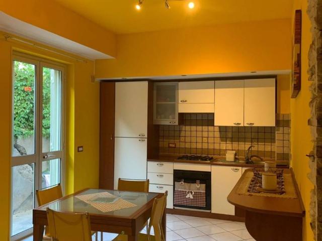 Appartamento in affitto a Roccella Ionica RC