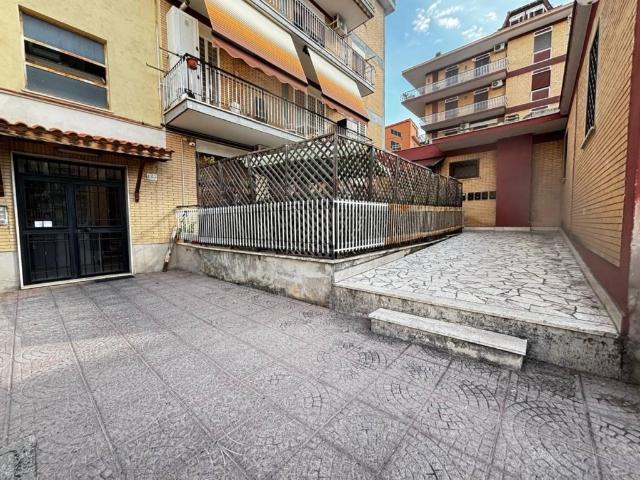 Appartamento in affitto a Roma, Giardinetti