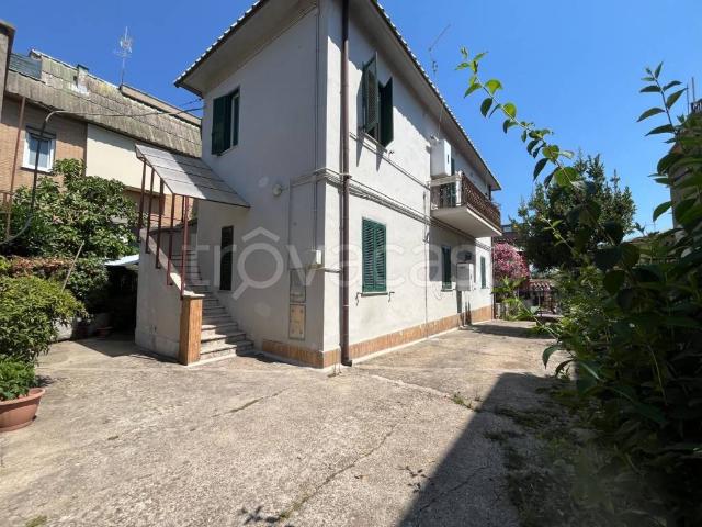 Appartamento in affitto a Roma, non arredato/vuoto, balcone, cucina abitabile TrovaCasa