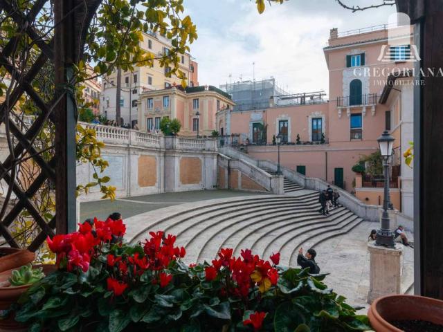 Appartamento in affitto a Roma piazza di spagna, terrazzo, parzialmente arredato, senza ascensore TrovaCasa