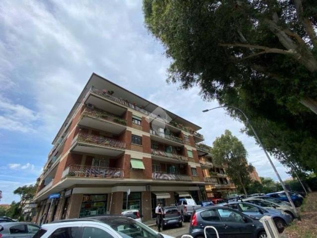 Appartamento in affitto a Roma piazzale dei Caduti della Montagnola, arredato, ascensore, servizio di portineria TrovaCasa