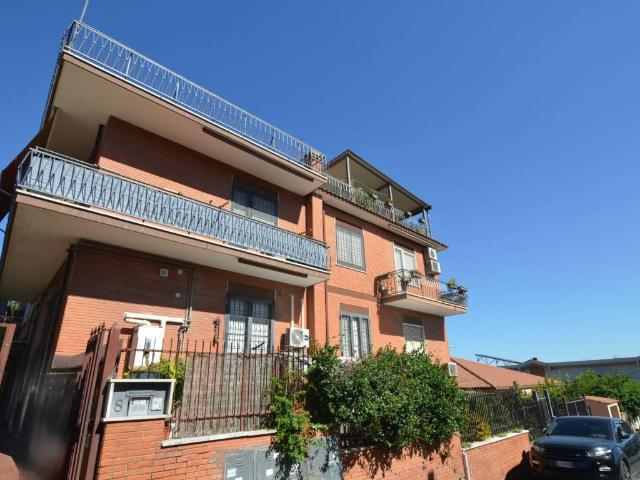Appartamento in affitto a Roma RM