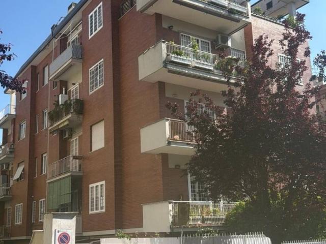 Appartamento in affitto a Roma RM