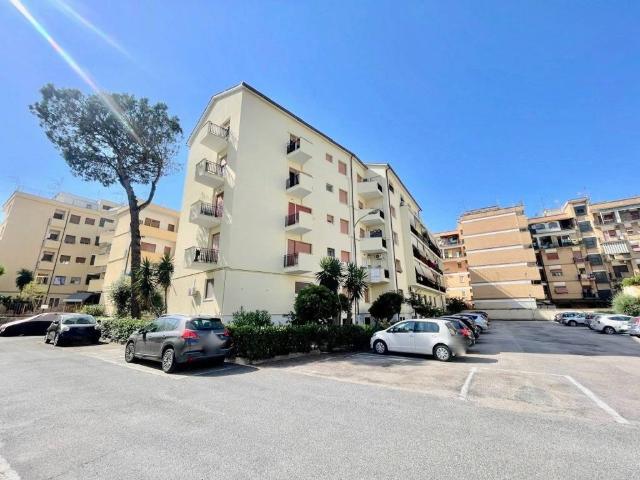 Appartamento in affitto a Roma RM