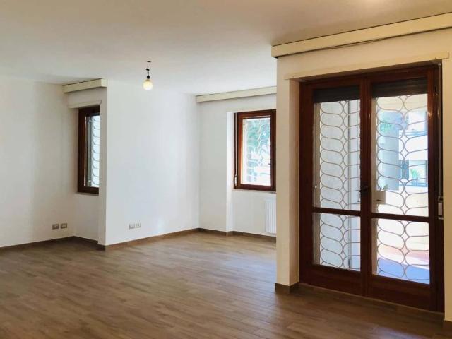 Appartamento in affitto a Roma RM