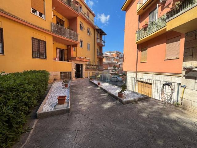 Appartamento in affitto a Roma RM