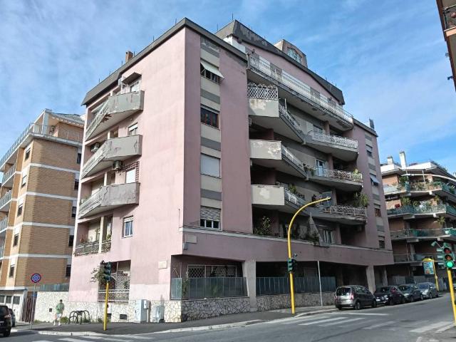 Appartamento in affitto a Roma RM