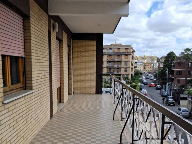 Appartamento in affitto a Roma RM