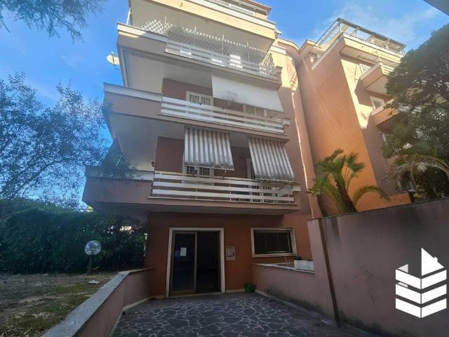 Appartamento in affitto a Roma RM