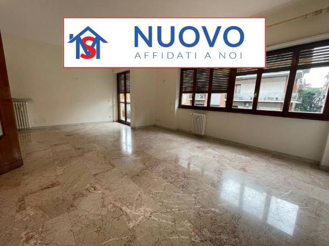Appartamento in affitto a Roma RM