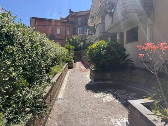 Appartamento in affitto a Roma RM