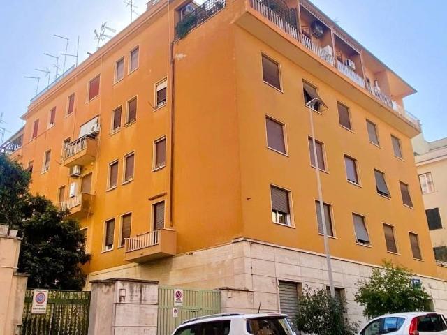Appartamento in affitto a Roma RM