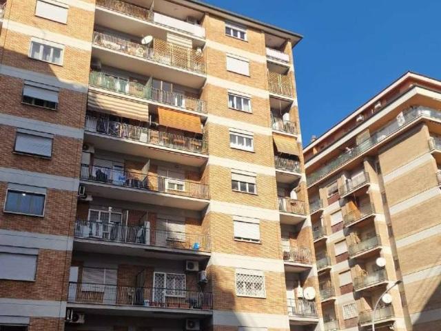 Appartamento in affitto a Roma RM