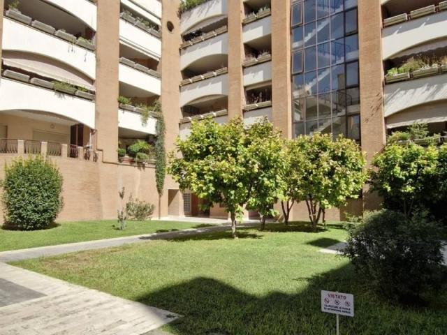 Appartamento in affitto a Roma RM