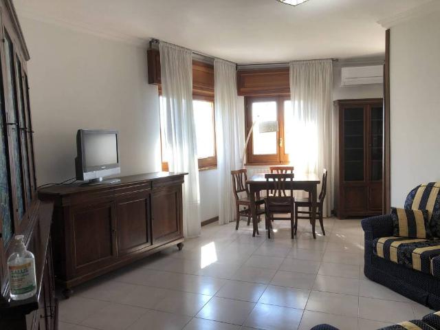 Appartamento in affitto a Roma RM