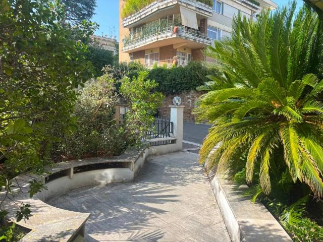 Appartamento in affitto a Roma RM