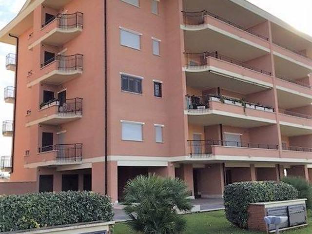 Appartamento in affitto a Roma RM