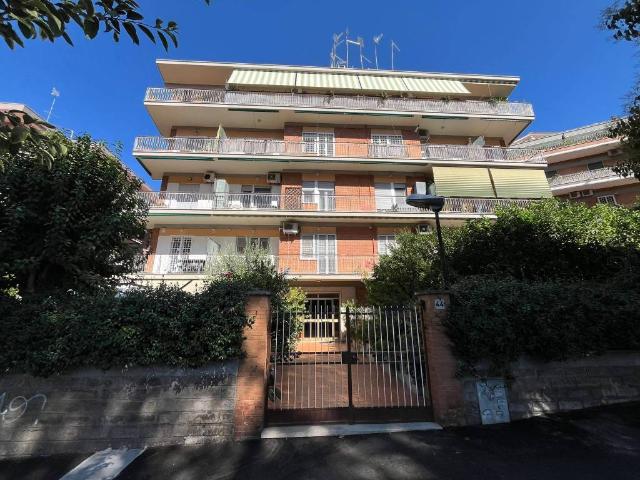 Appartamento in affitto a Roma RM