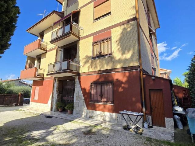 Appartamento in affitto a Roma RM