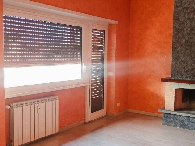 Appartamento in affitto a Roma RM