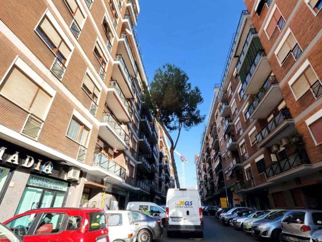Appartamento in affitto a Roma RM