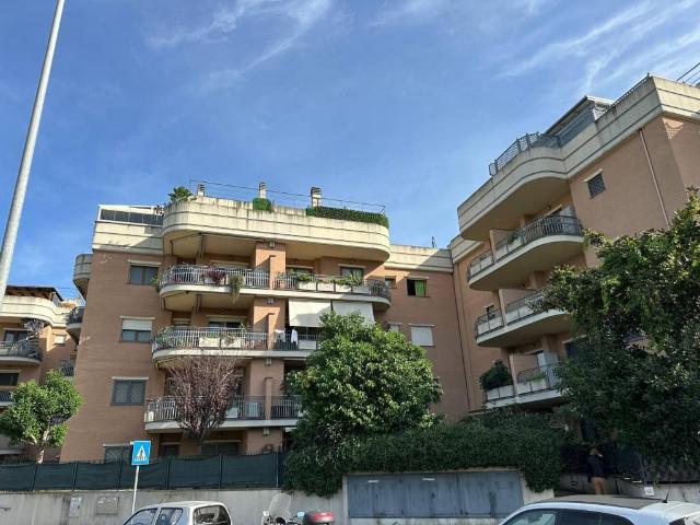 Appartamento in affitto a Roma RM