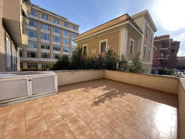 Appartamento in affitto a Roma RM