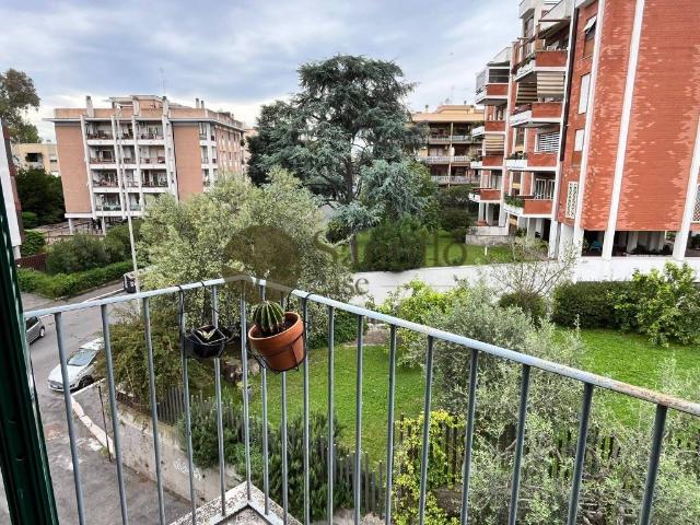 Appartamento in affitto a Roma RM