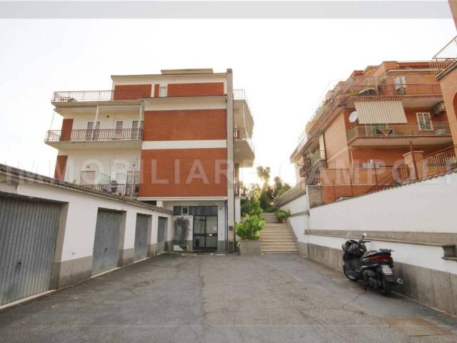 Appartamento in affitto a Roma RM