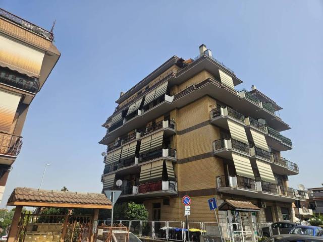Appartamento in affitto a Roma RM