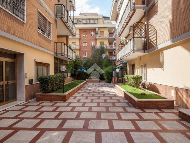 Appartamento in affitto a Roma RM