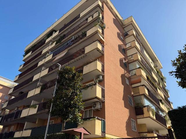 Appartamento in affitto a Roma RM