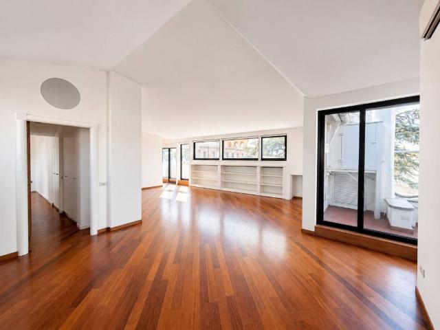 Appartamento in affitto a Roma RM