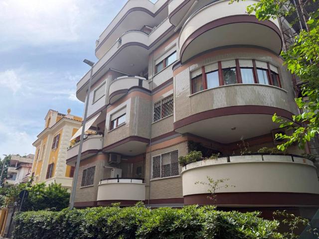 Appartamento in affitto a Roma RM