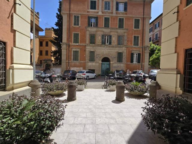Appartamento in affitto a Roma RM