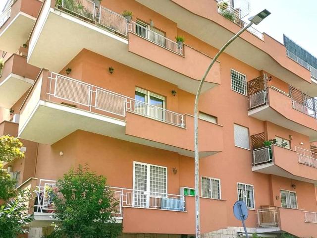 Appartamento in affitto a Roma RM
