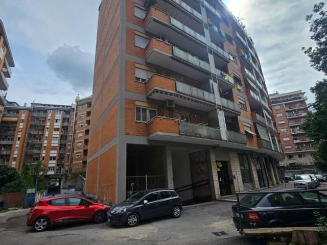 Appartamento in affitto a Roma RM