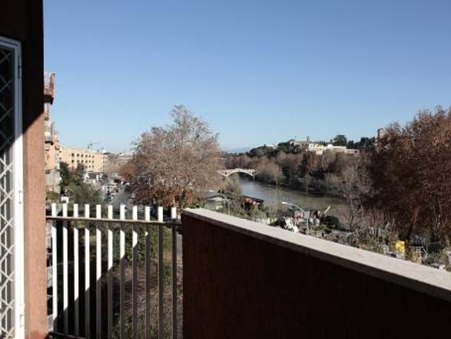Appartamento in affitto a Roma RM