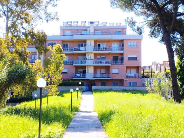 Appartamento in affitto a Roma RM