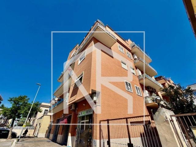 Appartamento in affitto a Roma RM