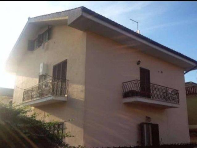 Appartamento in affitto a Roma RM