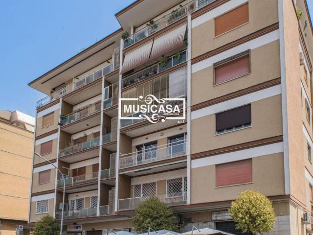 Appartamento in affitto a Roma RM