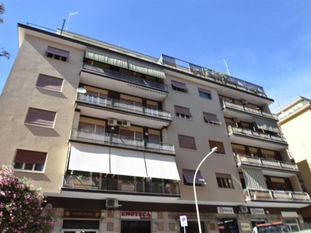 Appartamento in affitto a Roma RM
