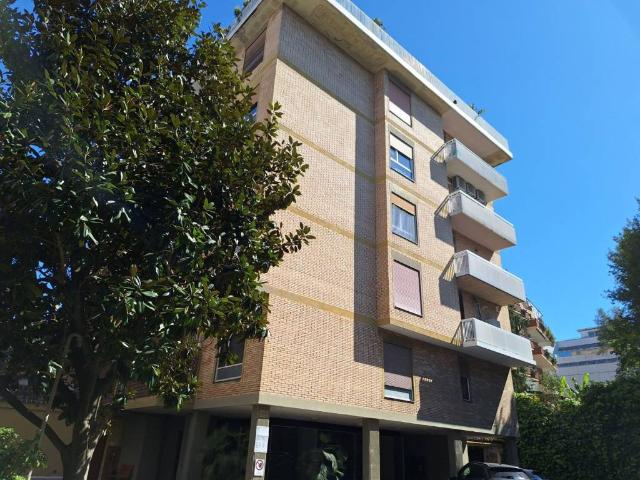 Appartamento in affitto a Roma RM