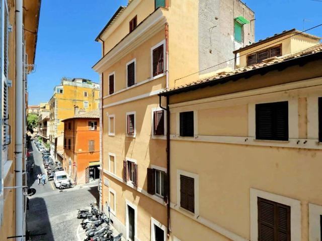 Appartamento in affitto a Roma RM