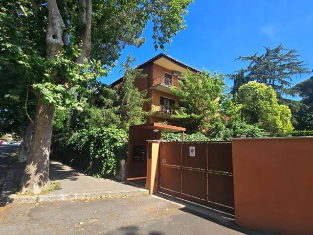 Appartamento in affitto a Roma RM
