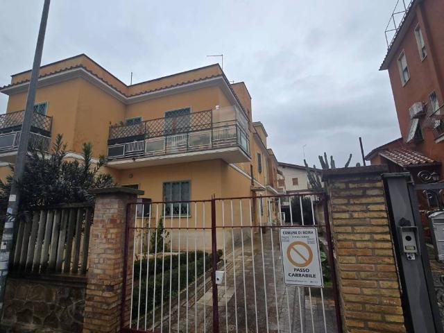 Appartamento in affitto a Roma RM